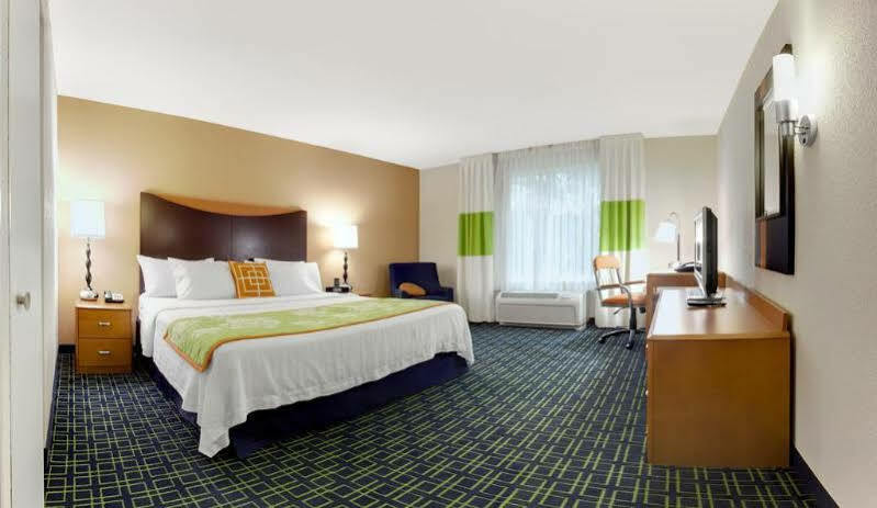 Fairfield Inn & Suites By Marriott Texarkana Exterior photo
